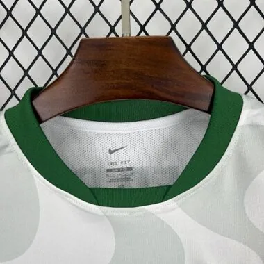 Camisola de futebol do 25-26, equipamento de deslocado de Lisboa