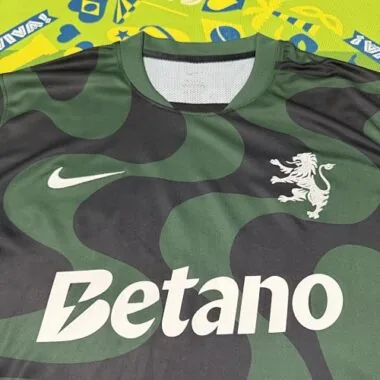 25-26 Terza maglia dello Sporting Lisbona - Abbigliamento da calcio Joy