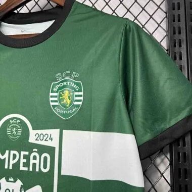 23-24 Divisa da calcio del Sporting Lisbona - Edizione speciale "Champion Kit"