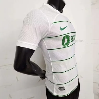 23-24 Sporting Lissabon uittenue, spelersversie, voetbalshirts