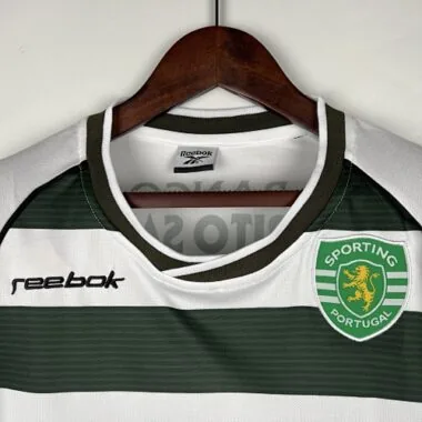 01-03 Maglia da calcio vintage a maniche lunghe dello Sporting Lisbona, divisa da casa in stile retrò