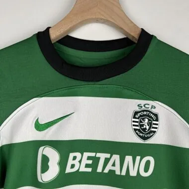 23-24 Divise da calcio per bambini della Sporting Lisbona: completi e maglie da calcio