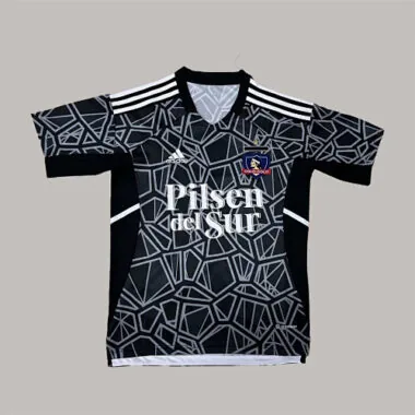 22-23 Colo-Colo black goalkeeper
