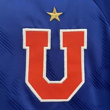 24-25 Thuis tenue voetbal van de Universiteit van Chili