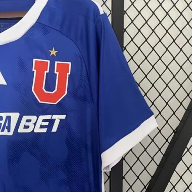 24-25 Thuis tenue voetbal van de Universiteit van Chili