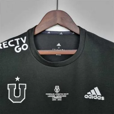 22-23 University of Chile third away1684416640000