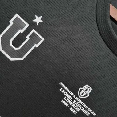 22-23 University of Chile third away1684416640000