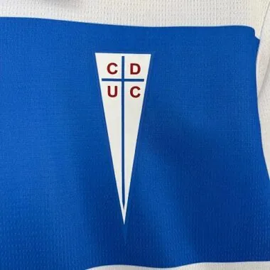 25-26 La Catolica thuistenue voetbal