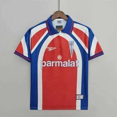 98 La Católica away