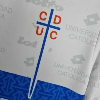 96 La Católica thuis