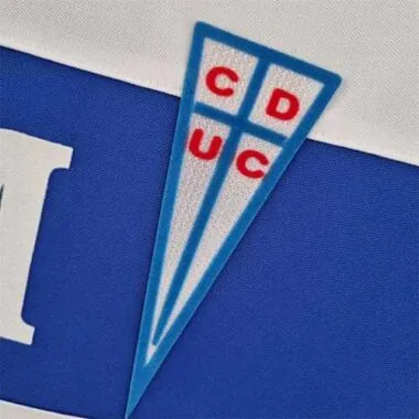 87 La Católica thuis
