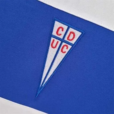 84 La Católica thuis
