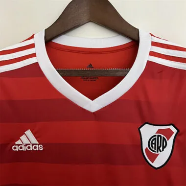 23-24 In trasferta contro il River Plate