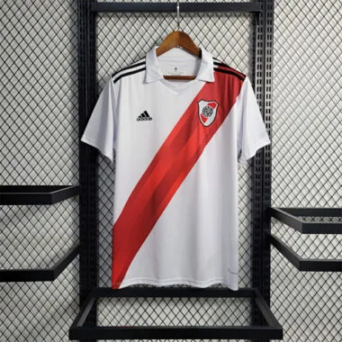22-23 River Plate in casa