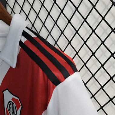 22-23 River Plate in casa