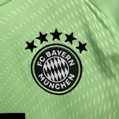 25-26 Bayern Munich Green Goalkeeper Kid Kits Youth Apparels