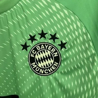25-26 Camisa verde de guarda-redes do Bayern de Munique - Equipamento de futebol