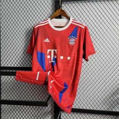 22-23 Bayern red 10 Champion Commemorative Edition