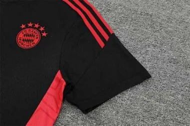22-23 Bayern Munich Training Short Sleeve Kit Black