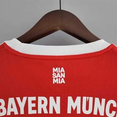 22-23 Bayern home | 7