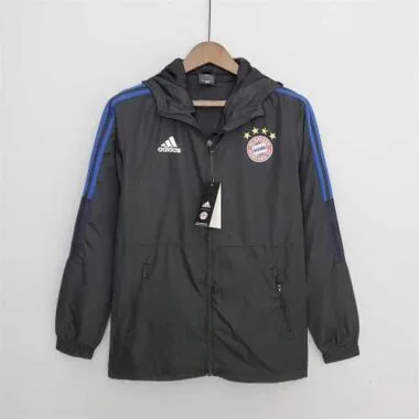 22-23 Bayern black windbreaker