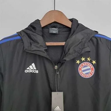 22-23 Bayern black windbreaker