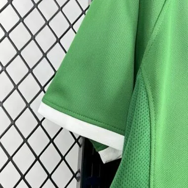 08-09 Wolfsburg Home Retro Kit Vintage Shirt Soccer