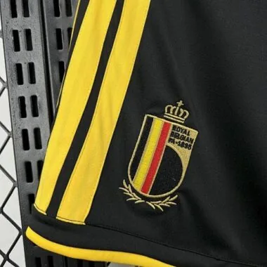 Camiseta de la selección de Bélgica para la Copa del Mundo de 2026: equipación local con pantalones cortos y camiseta de fútbol