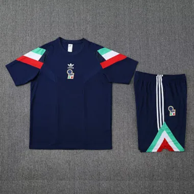 25-26 Tute da calcio della Marina Militare Italiana