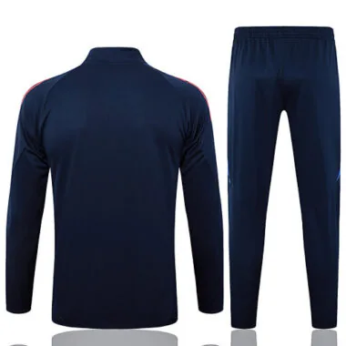 Giacche e maglie da calcio Italia 2024 (4)