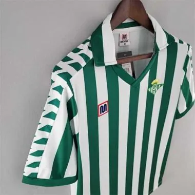 82-85 Real Betis in casa