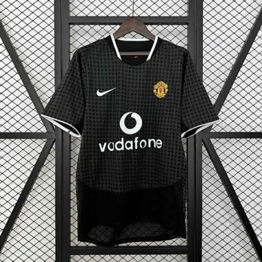 03-05 Manchester United Away Kit Retro Soccer AAAAJersey Yupoo