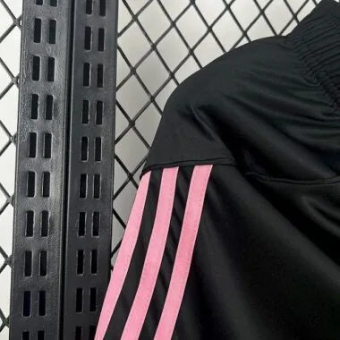 25-26 Juventus Home Shorts Kit Soccer T-Shirt