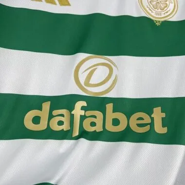 Camisola de futebol do Celtic (equipa da casa) 26-27 da AAAAJersey Supply Yupoo