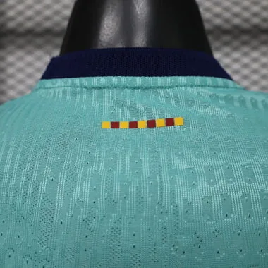 26-27 Camisola de futebol de manga comprida do Barcelona, versão jogador, AAAAJersey Supply Yupoo