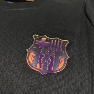 Camisola de futebol do Barcelona (equipa visitante) 26-27 da AAAAJersey Supply Yupoo