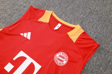 24-25 Bayern Munich Red Vest Soccer