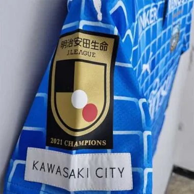 22-23 Kawasaki Frontale (em casa)