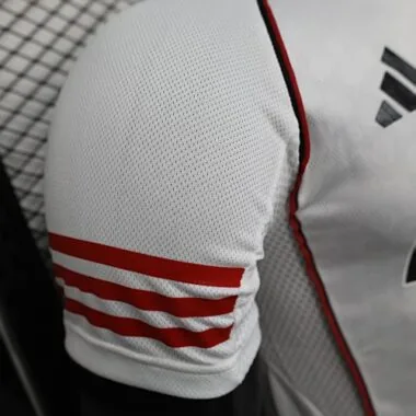 25-26 River Plate thuis tenue voor spelers (voetbal)