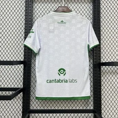Camiseta de fútbol del Racing de Santander (temporada 25-26), equipación local