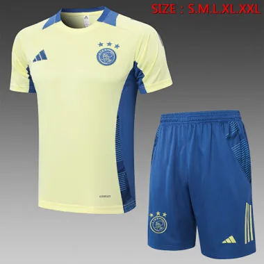 24-25 Ajax Training Soccer