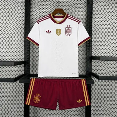 Equipamento infantil de 2 estrelas da Espanha para os jogos fora de casa no Mundial de 2026