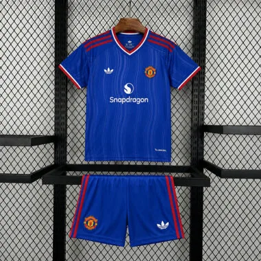 Manchester United 2026/27 Away Kids Kit