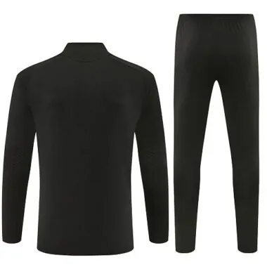 Manchester United 2026/27 Black Training Jersey