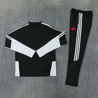 Liverpool 2026/27 Black Training Jersey