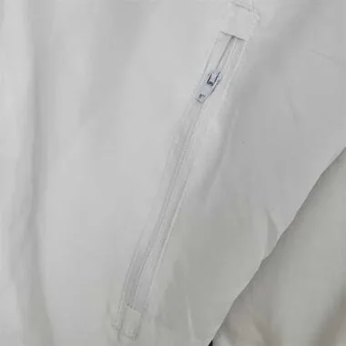 Manchester United 2022/23 White Red Windbreaker