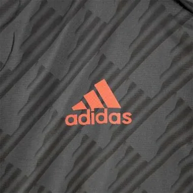 Manchester United 2022 Black Red Trim Windbreaker
