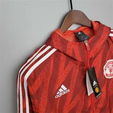 Manchester United 2021/22 Red Geometric Windbreaker