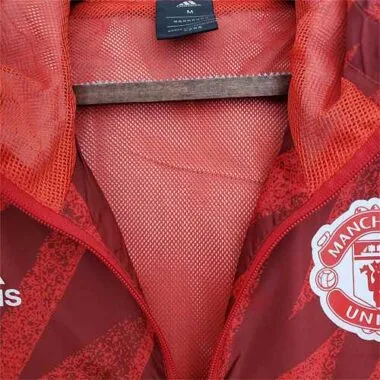 Manchester United 2021/22 Red Geometric Windbreaker