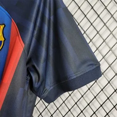 22-23 Barcelona home | 3
